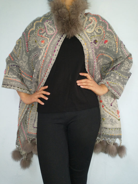 Fluffy Scarfs/ Shawls (Gray)
