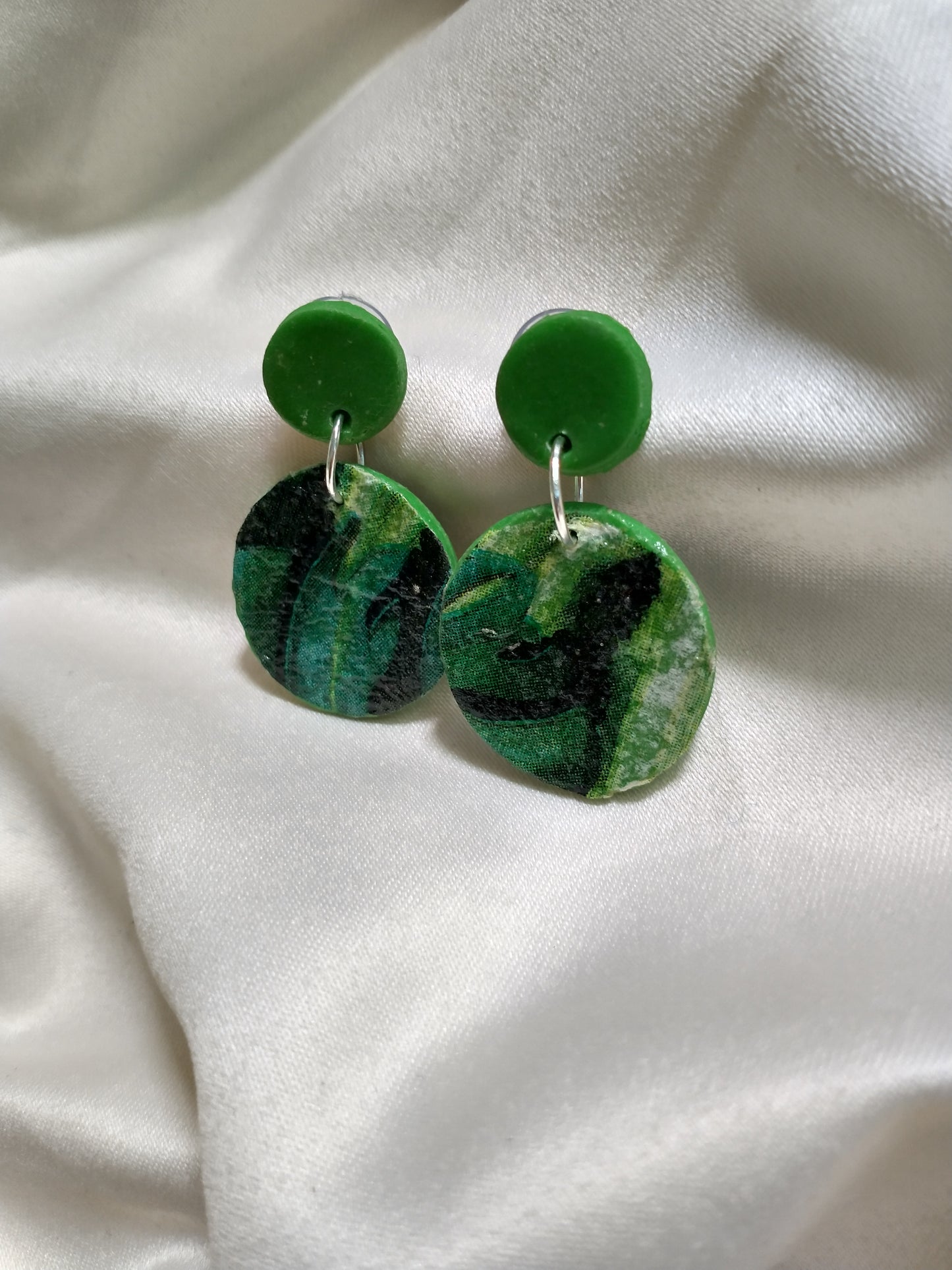 Green & Black Earring